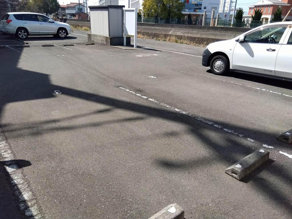 ハッピネスⅡ(39329)の外観・駐車場イメージ2枚目