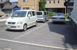 白井ガレージの外観・駐車場イメージ1枚目