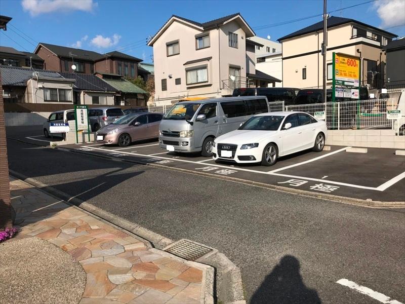 西山元町１丁目第２の外観・駐車場イメージ1枚目