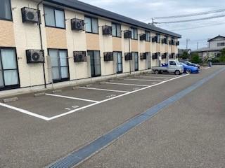 ＮＩＳＨＩＭＡＫＩ(24704)の外観・駐車場イメージ2枚目