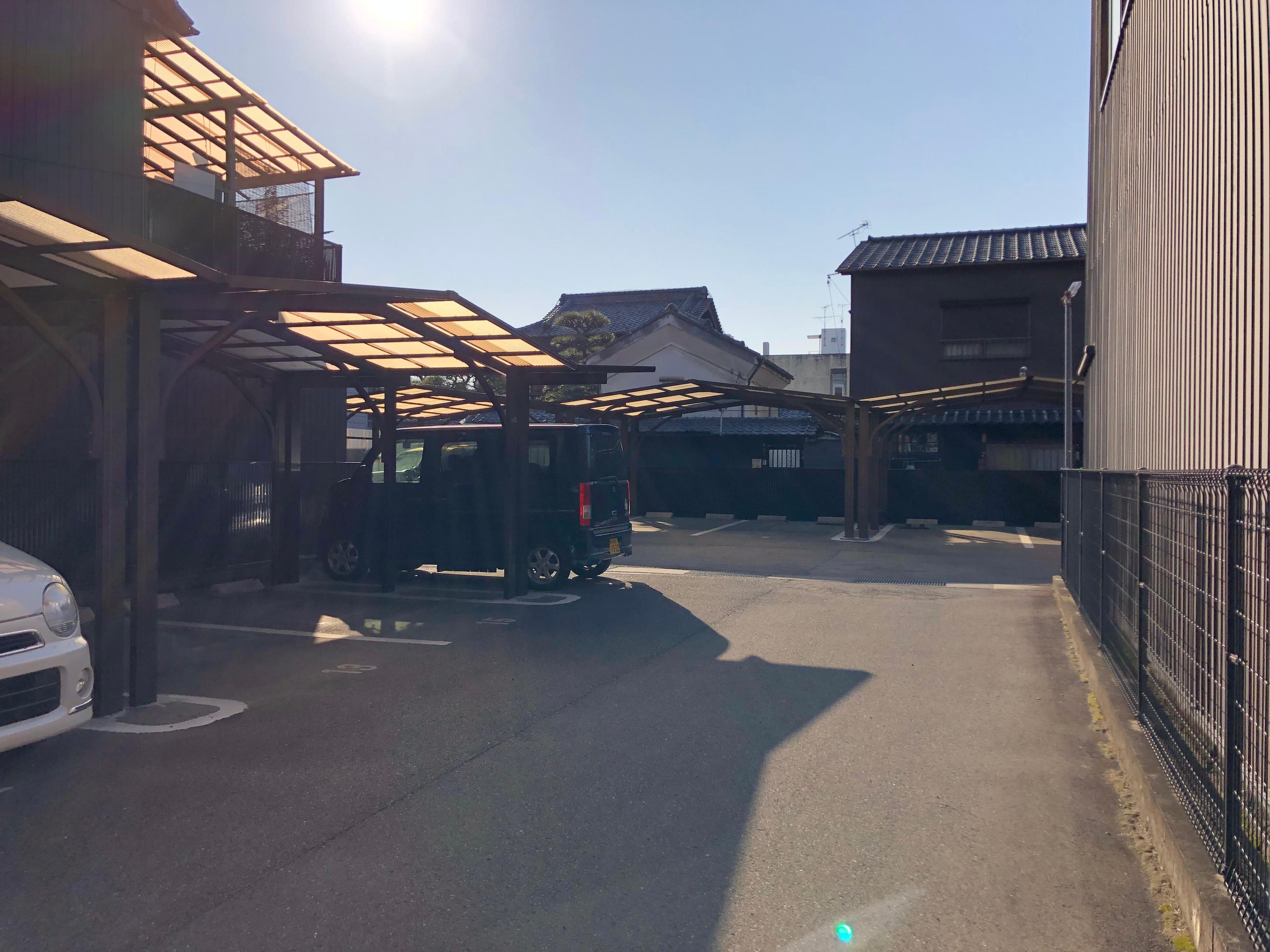 寿カーポートの外観・駐車場イメージ1枚目