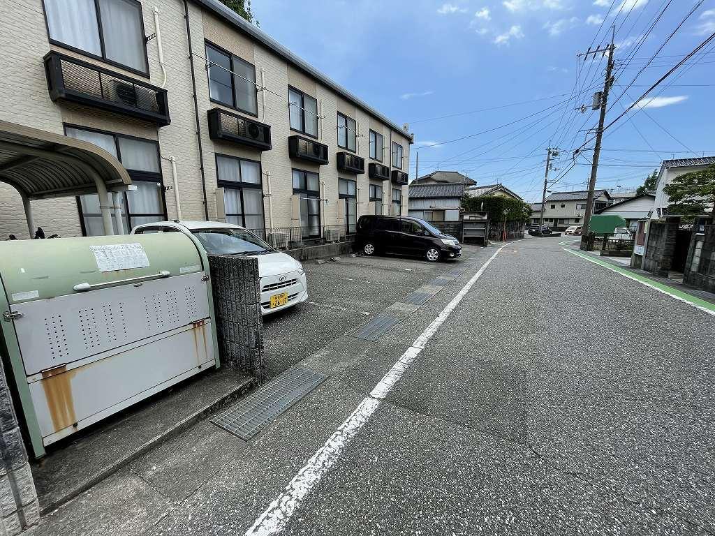 ソレーユ(26732)の外観・駐車場イメージ1枚目