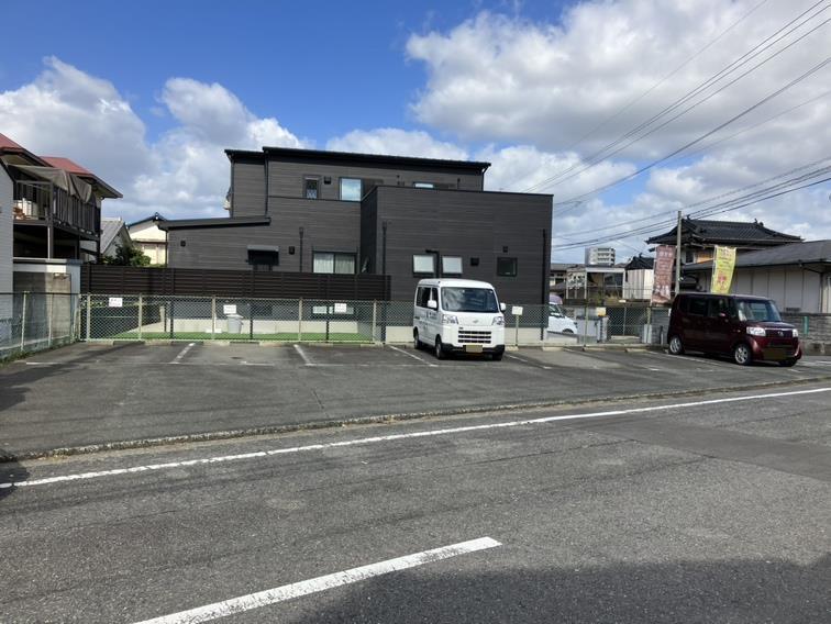 ジョイフル浅川台駐車場の外観・駐車場イメージ3枚目