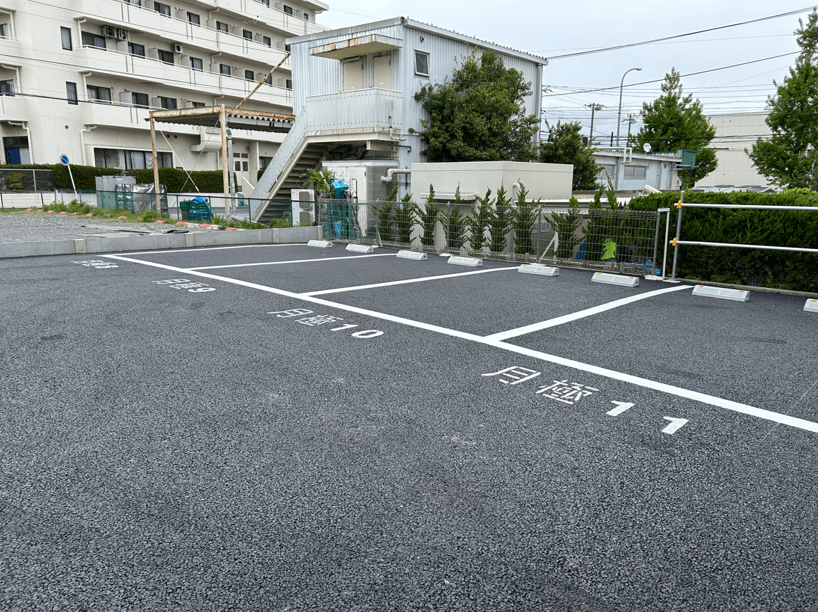 横浜丸山台４丁目第３の外観・駐車場イメージ1枚目