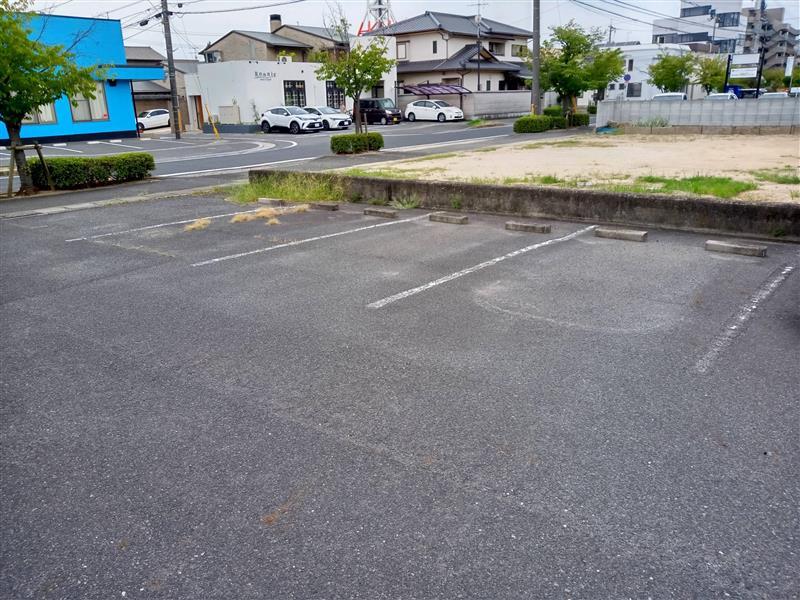 パークハイム(12666)の外観・駐車場イメージ2枚目