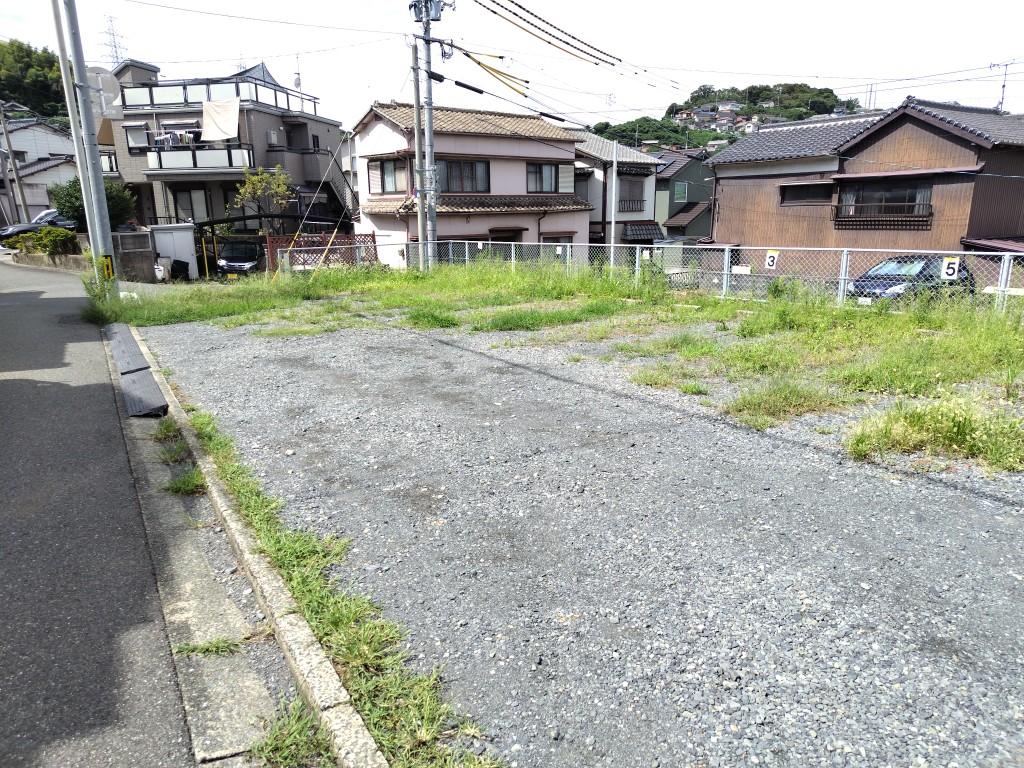 西園町14番月極駐車場の外観・駐車場イメージ2枚目