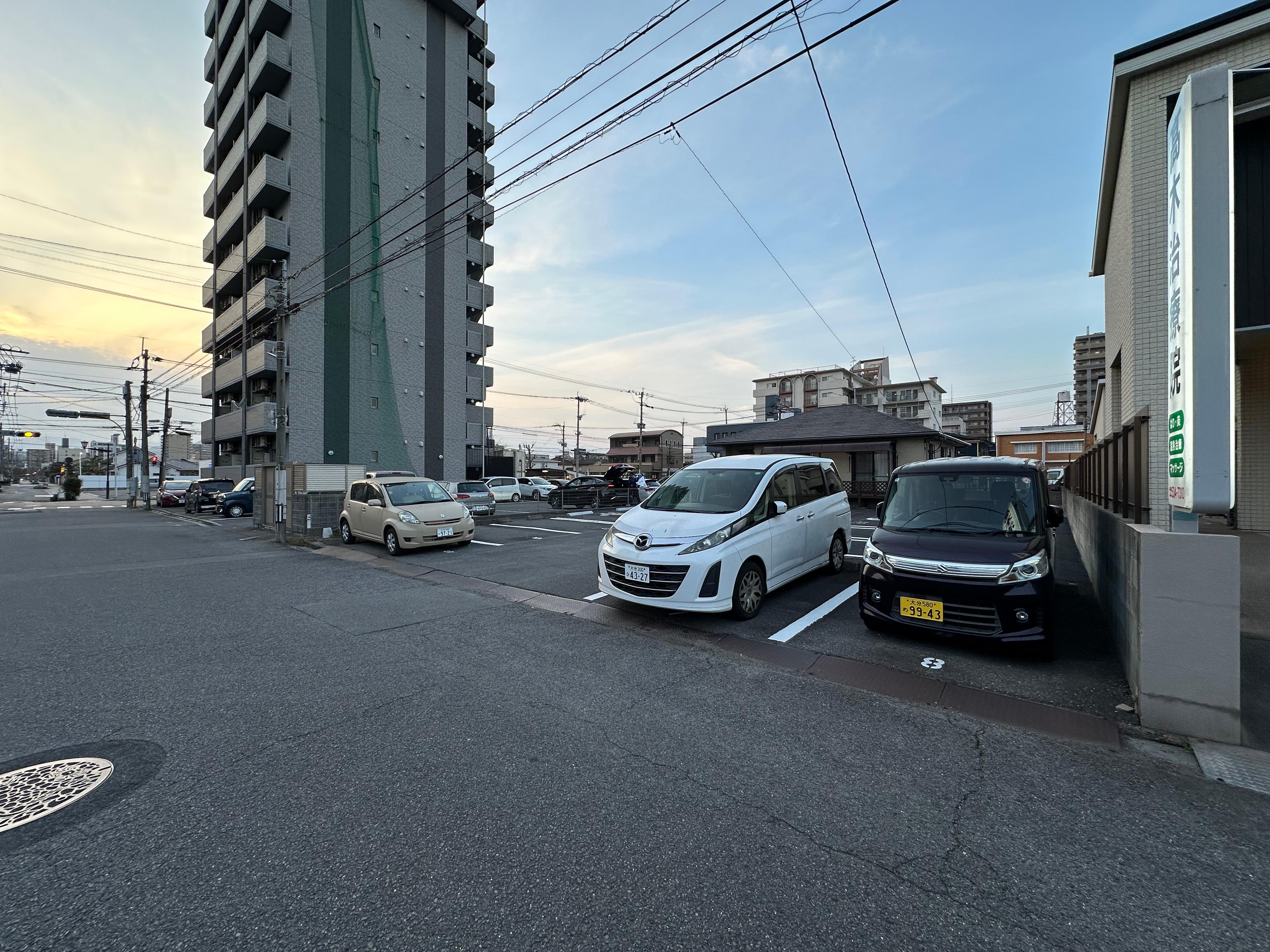 中島東2丁目月極駐車場の外観・駐車場イメージ1枚目