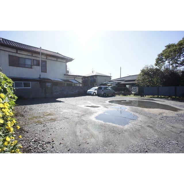柳岡渡里パーキングの外観・駐車場イメージ1枚目