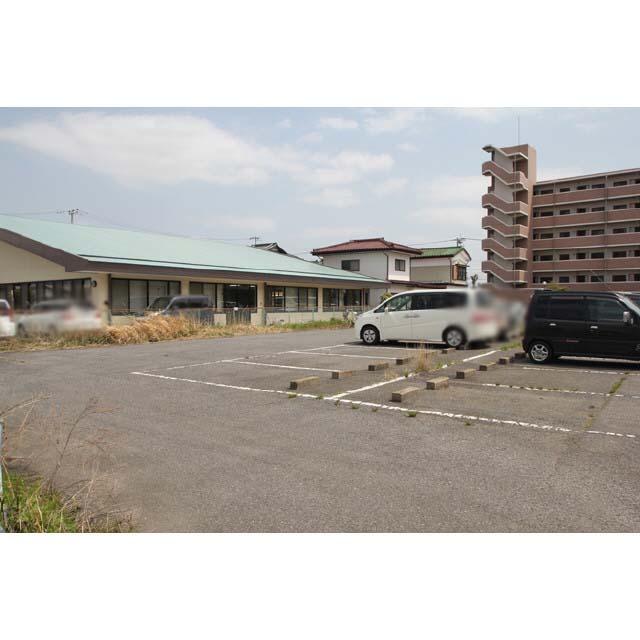 真鍋新町月極駐車場の外観・駐車場イメージ2枚目