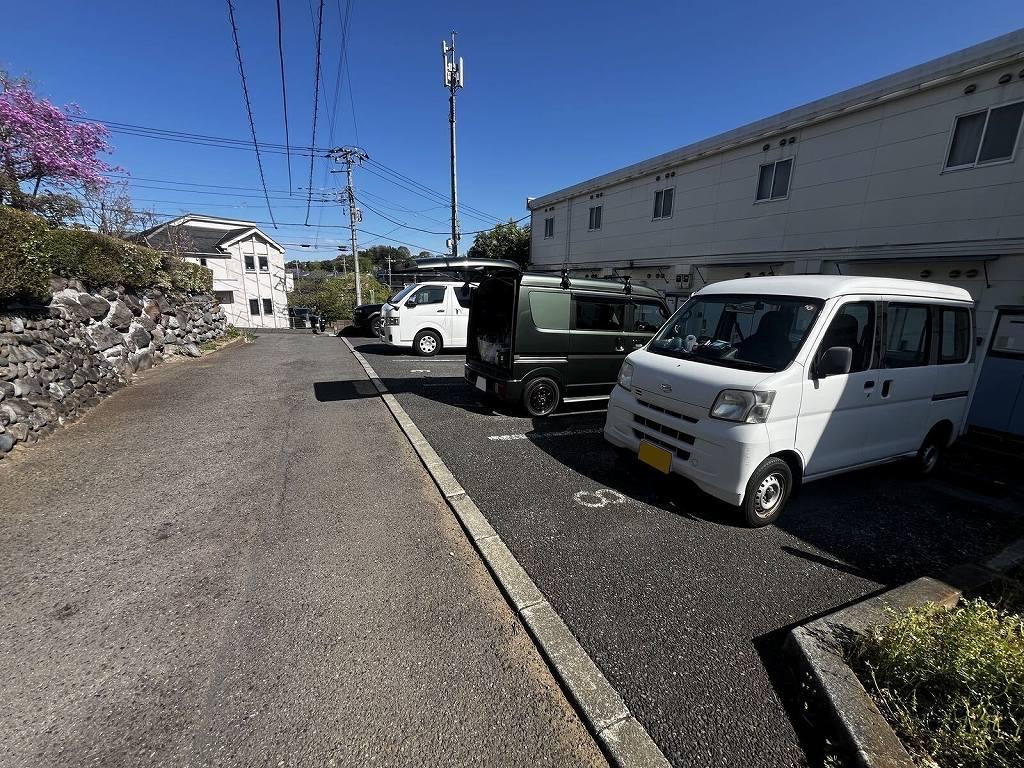 ルミエール(21131)の外観・駐車場イメージ1枚目