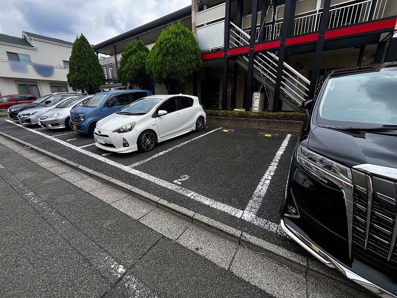 グリーン(28934)の外観・駐車場イメージ1枚目
