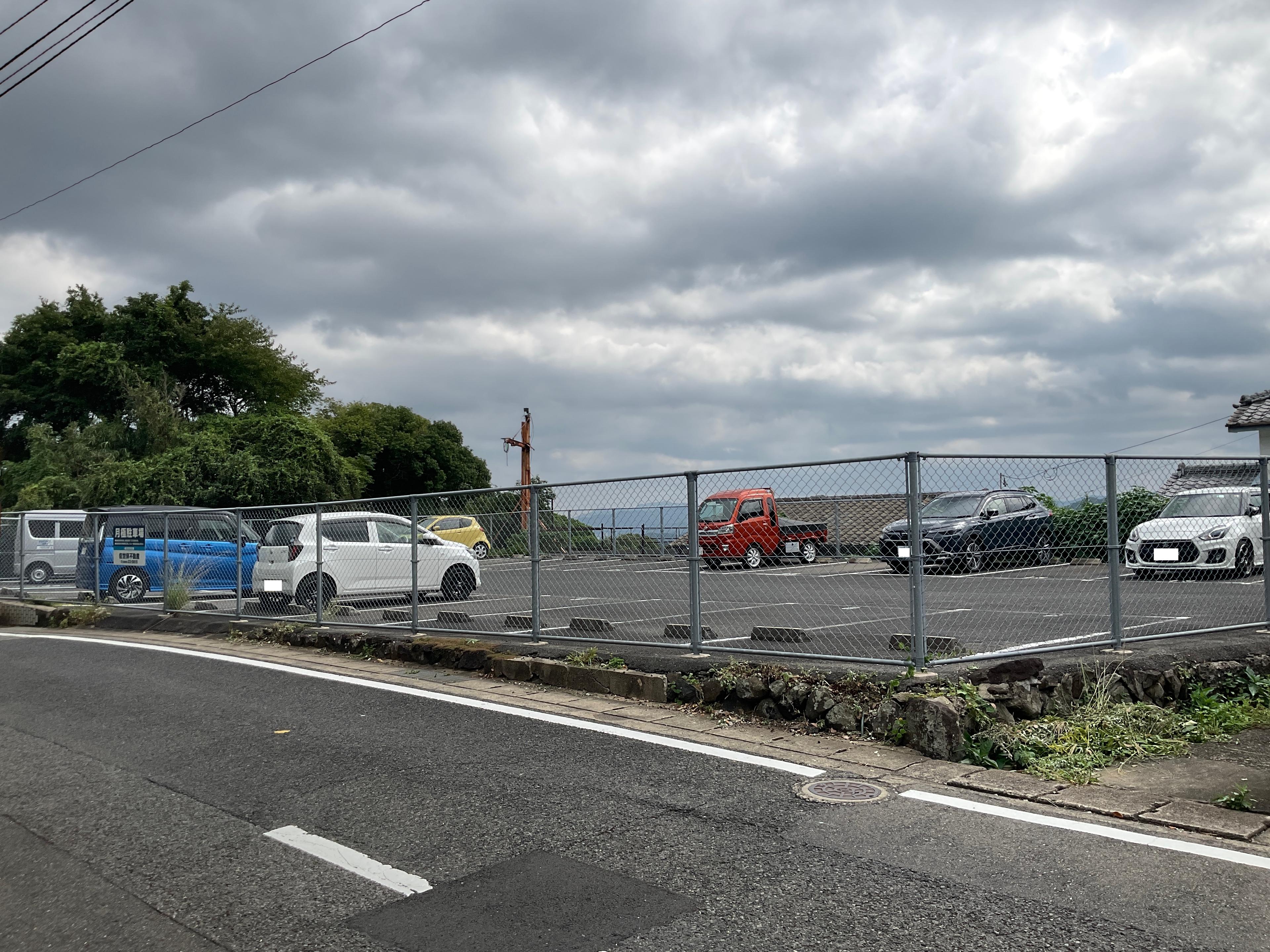 前田駐車場の外観・駐車場イメージ2枚目