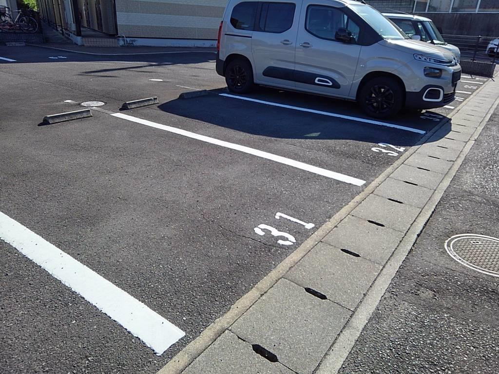 メーテルベ(27264)の外観・駐車場イメージ1枚目