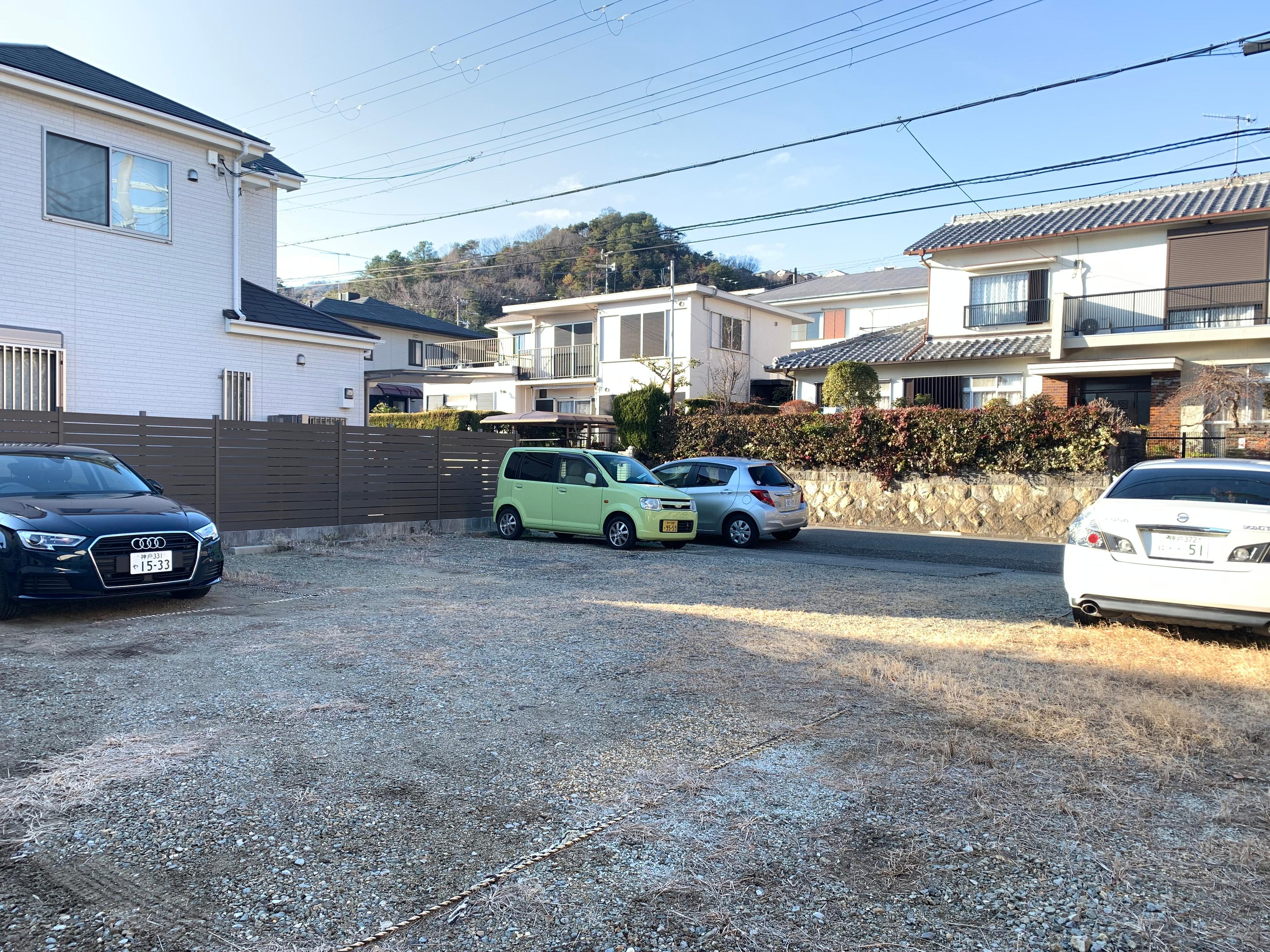 中山台パーキングの外観・駐車場イメージ2枚目