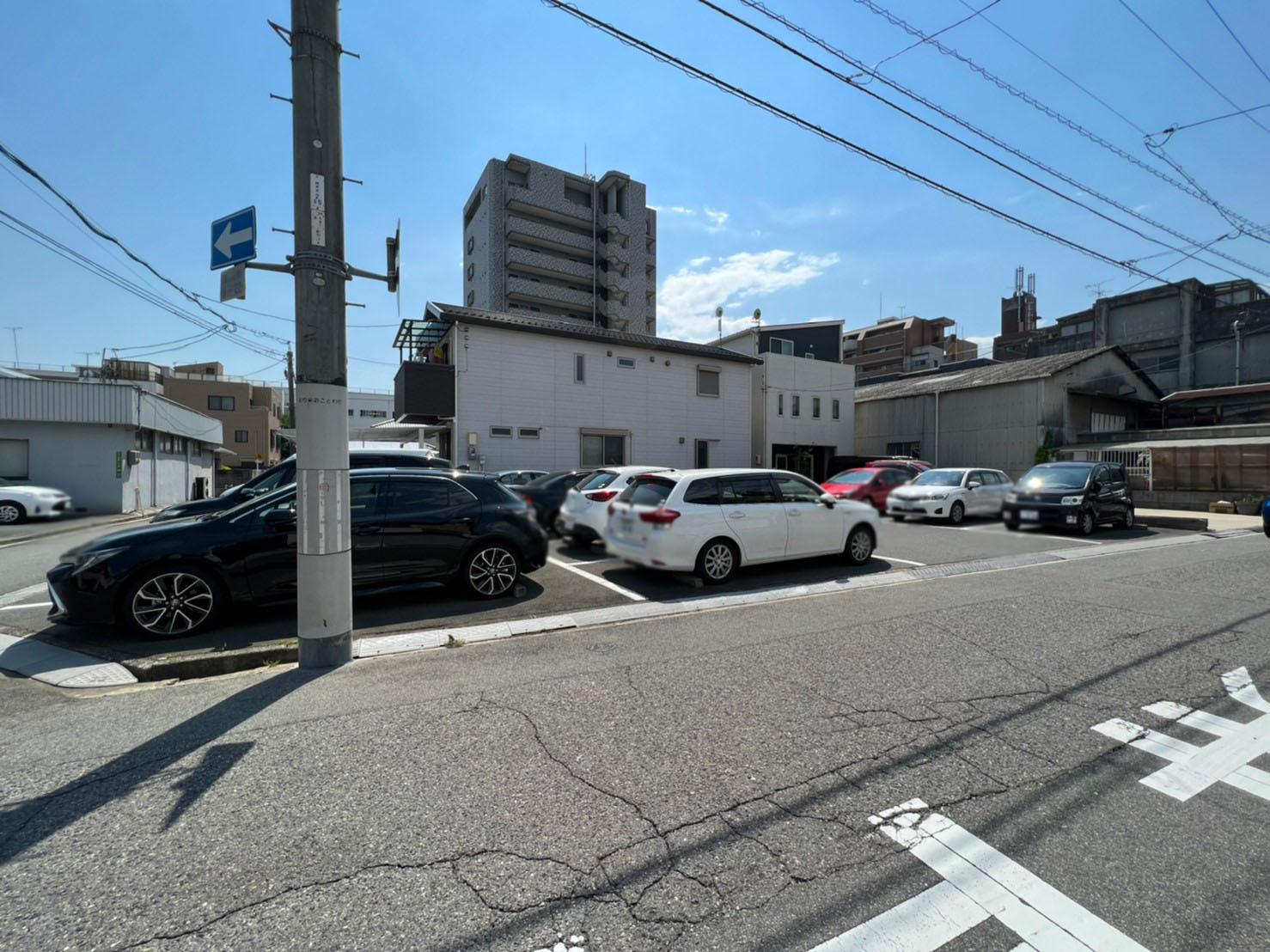 古屋ガレージの外観・駐車場イメージ3枚目