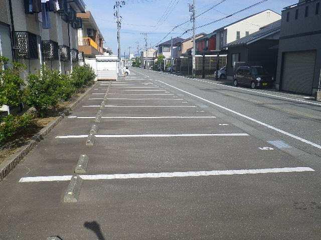 エスポワール白山(24711)の外観・駐車場イメージ1枚目