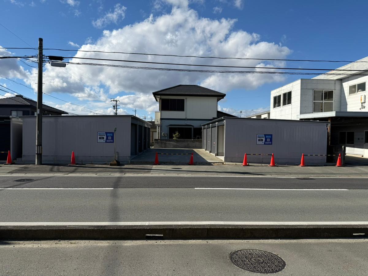 THE STORAGE BASE 高茶屋の外観・駐車場イメージ1枚目