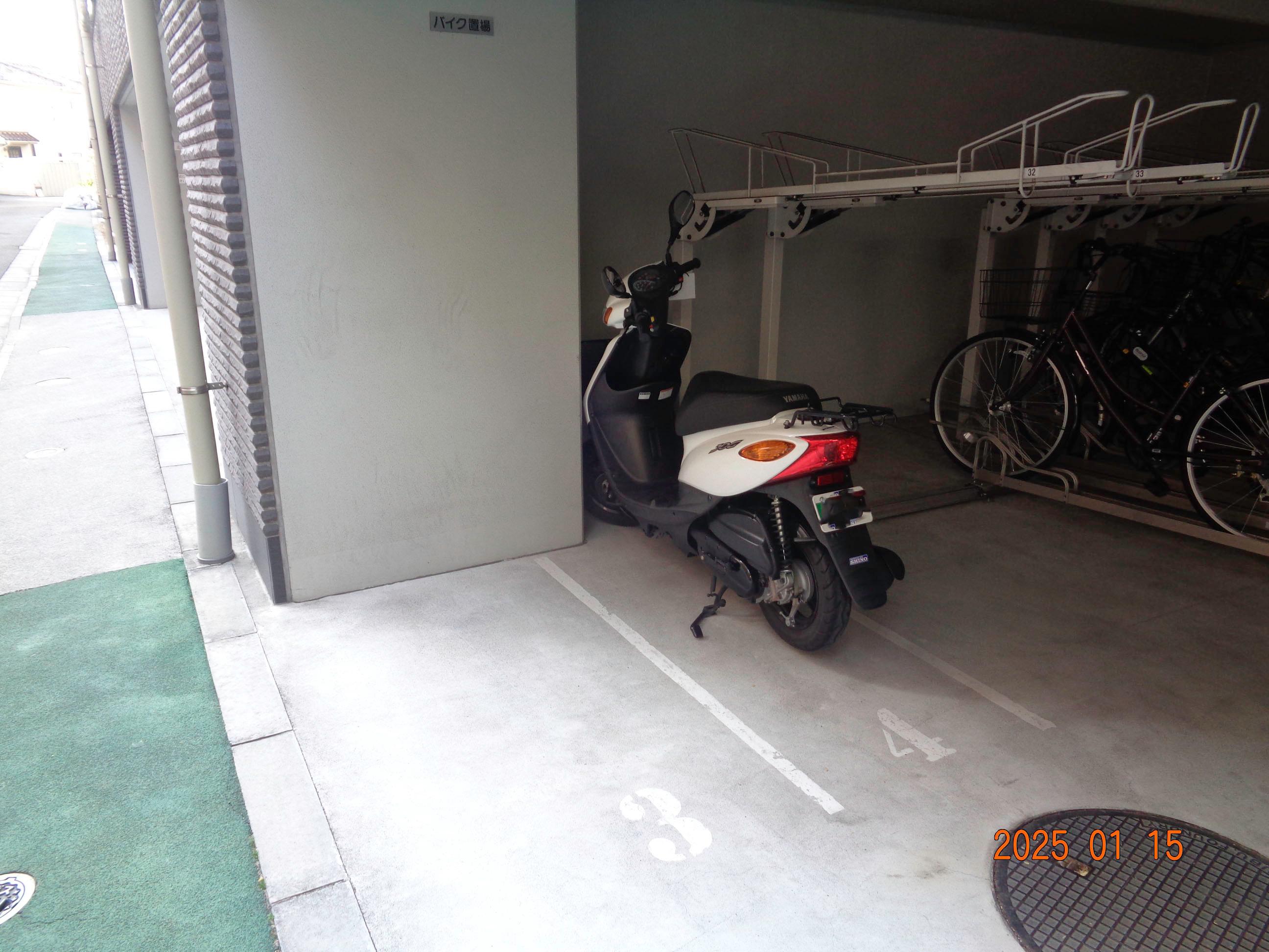 スカイコート板橋本町Ⅱの外観・駐車場イメージ2枚目