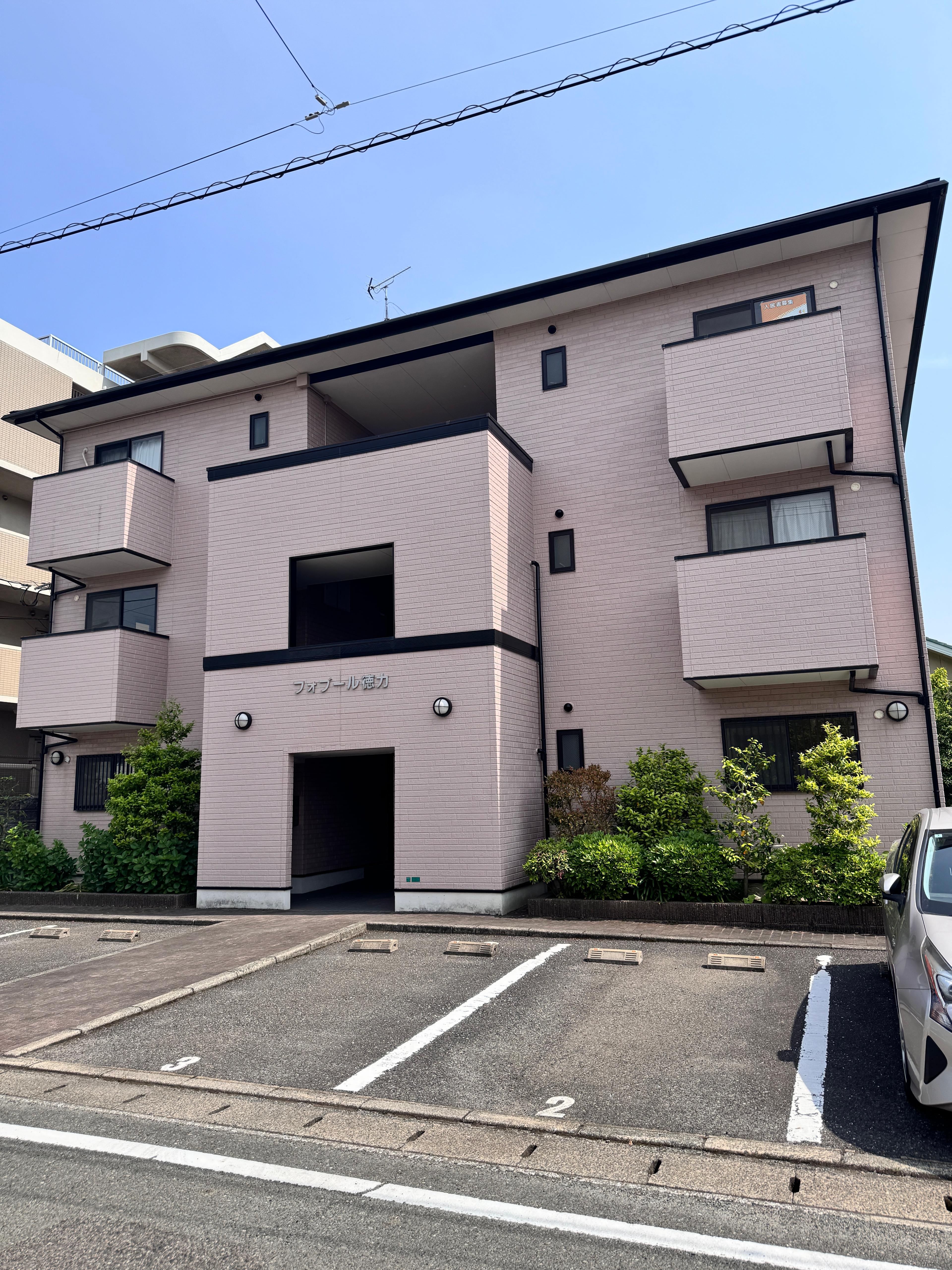 フォブール徳力駐車場の外観・駐車場イメージ2枚目