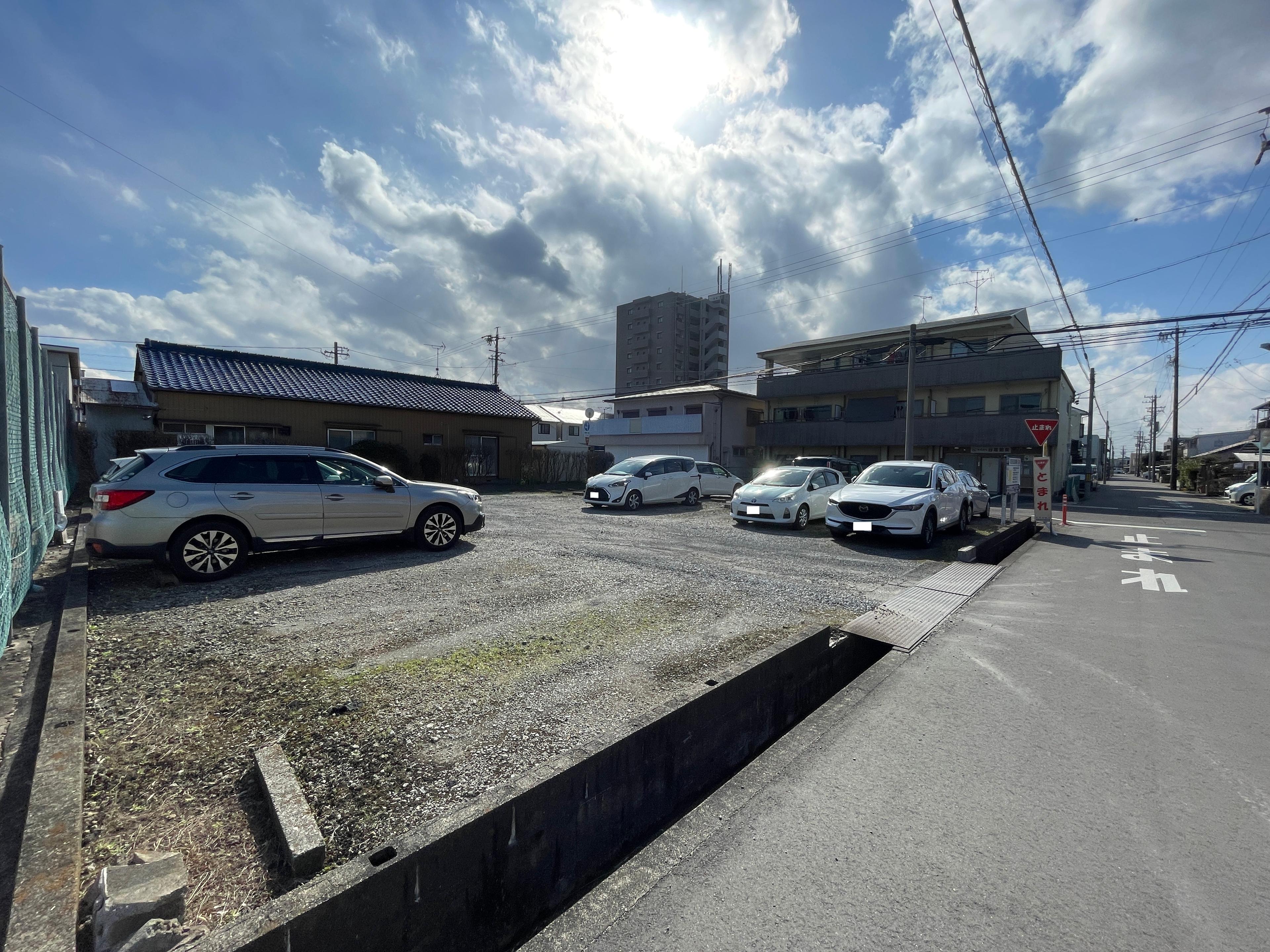 河原西駐車場の外観・駐車場イメージ2枚目
