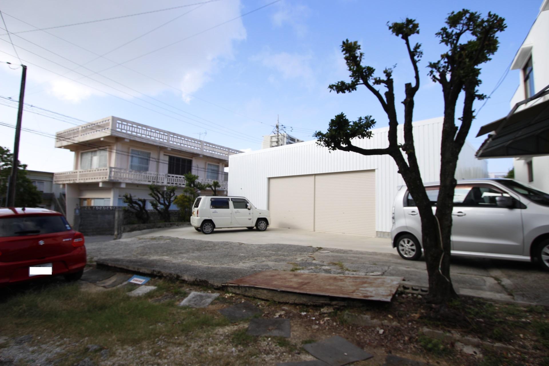 儀間第2駐車場の外観・駐車場イメージ2枚目