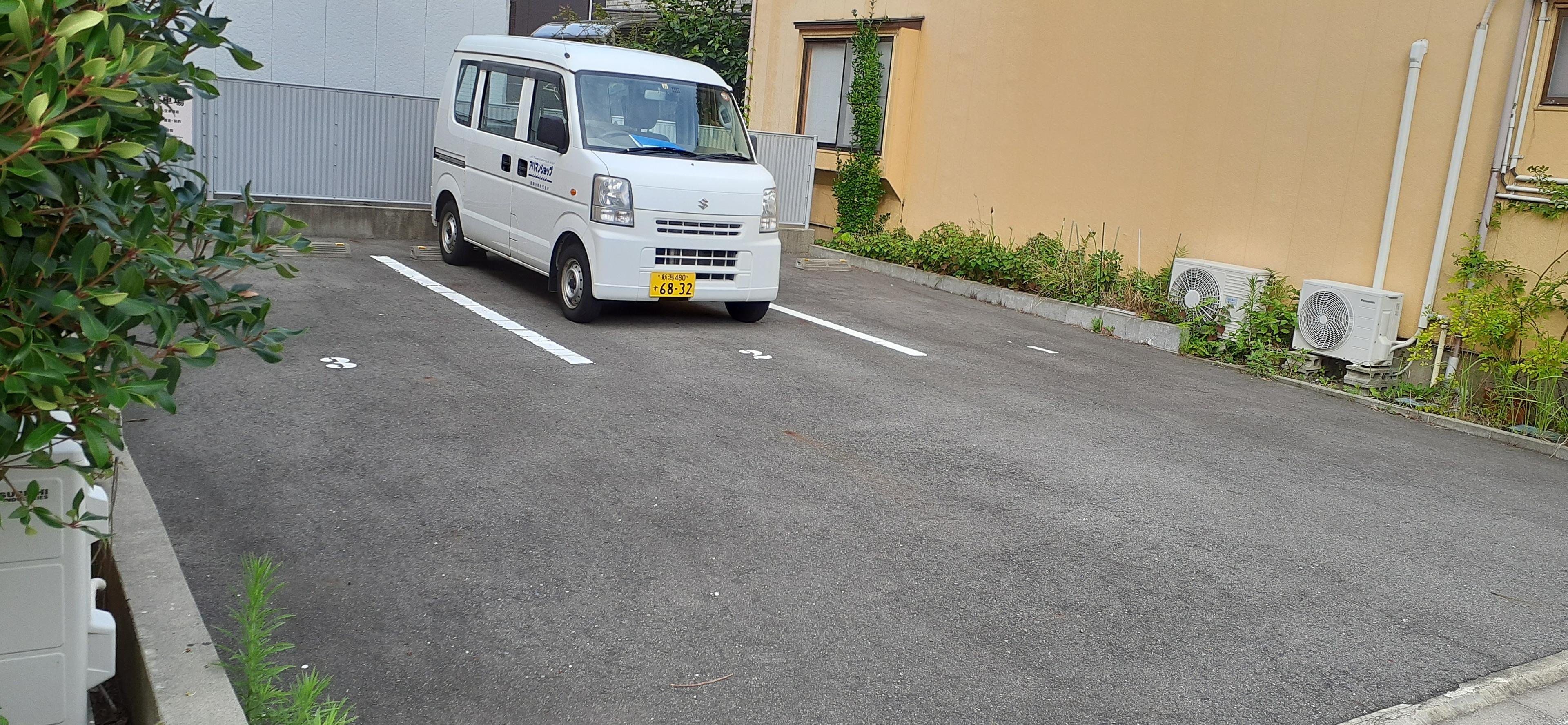関屋田町1（星野）駐車場の外観・駐車場イメージ2枚目