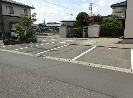 Ｂｅｌｌｔｒｅｅ(30007)の外観・駐車場イメージ1枚目