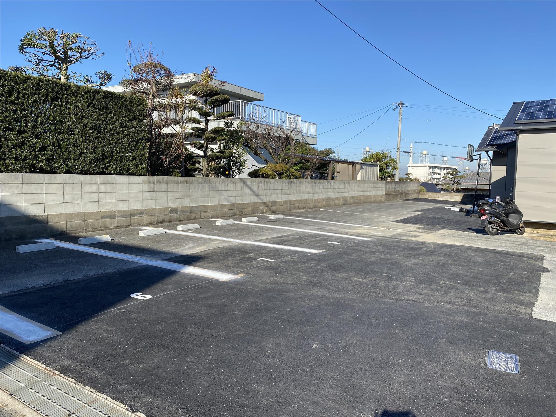 春日台3丁目駐車場の外観・駐車場イメージ2枚目