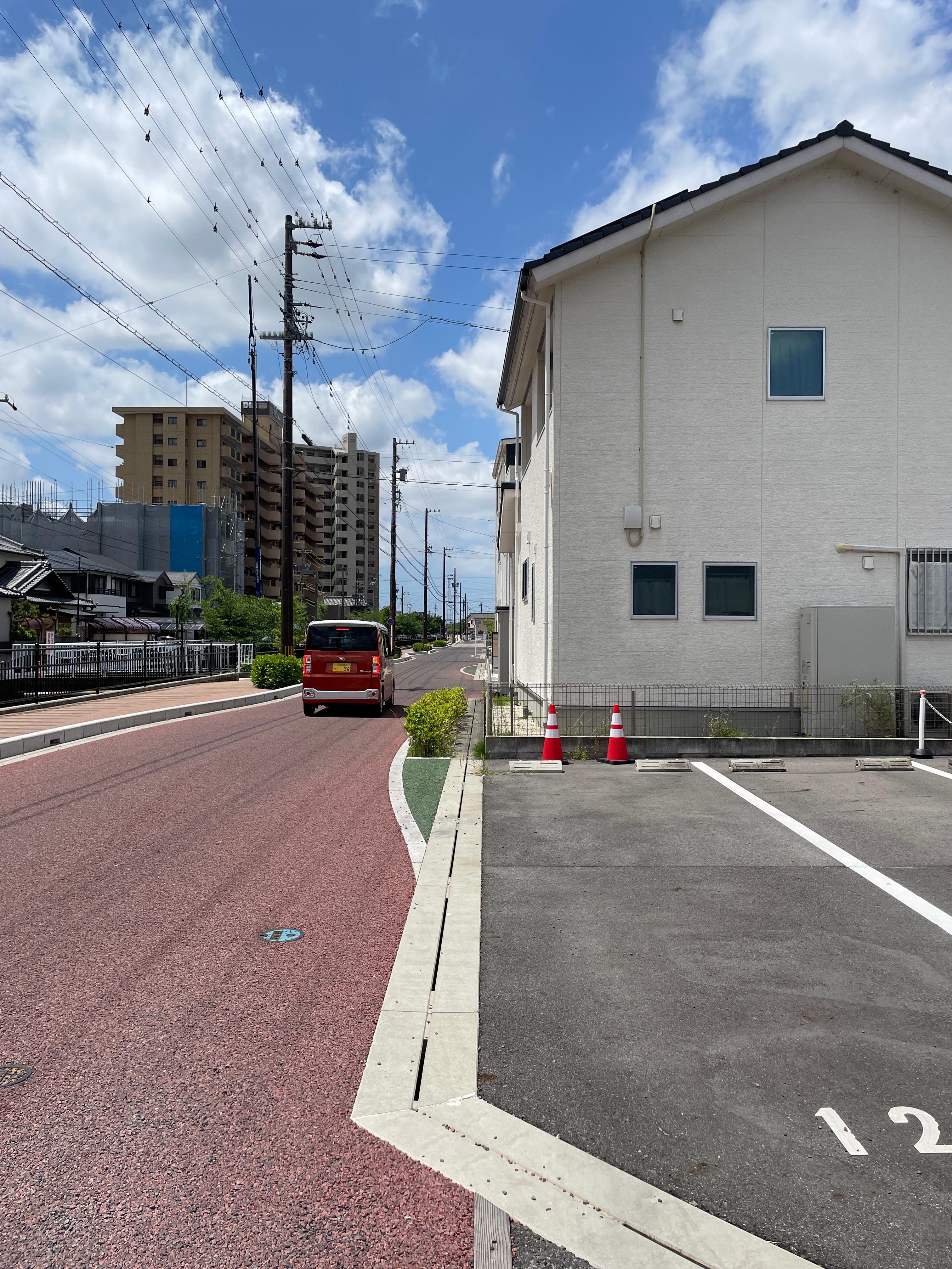 末広町黒柳駐車場の外観・駐車場イメージ3枚目