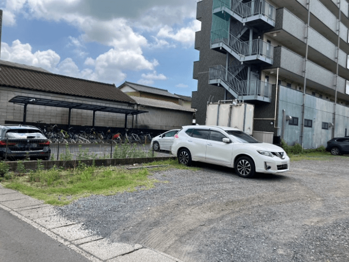 アイランドパーキングの外観・駐車場イメージ3枚目