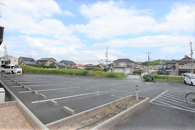 めい(25961)の外観・駐車場イメージ1枚目