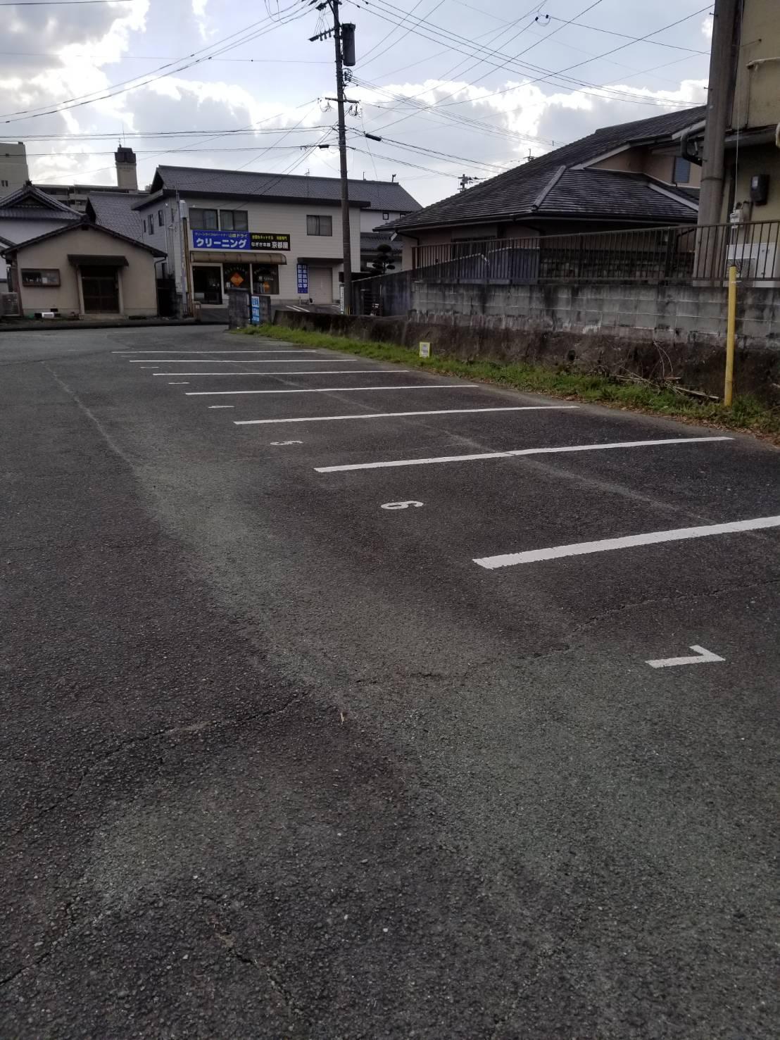 中村駐車場の外観・駐車場イメージ2枚目