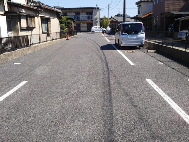 リフレクス(33502)の外観・駐車場イメージ2枚目