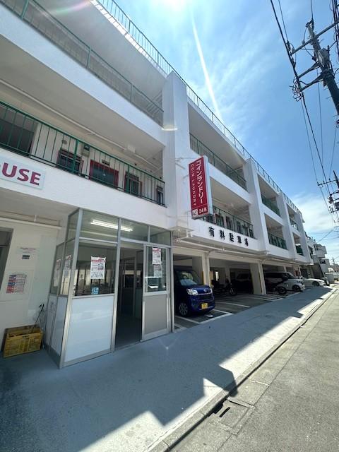 サクラハウス本蓮沼 マンション駐車場の外観・駐車場イメージ1枚目
