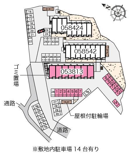 ティアラ　１５(53813)の駐車配置図