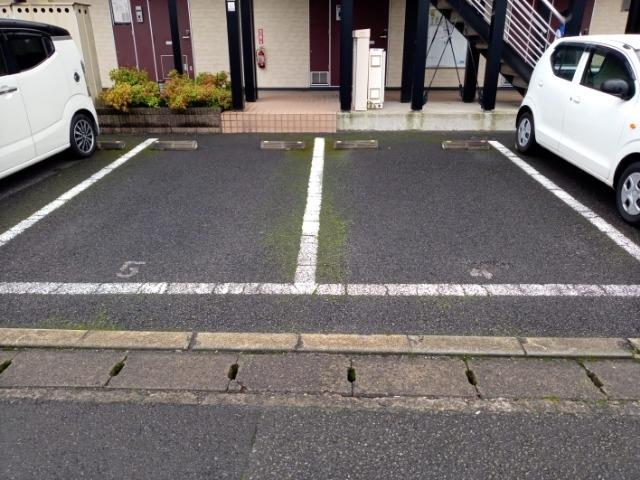 オアシス(31094)の外観・駐車場イメージ1枚目