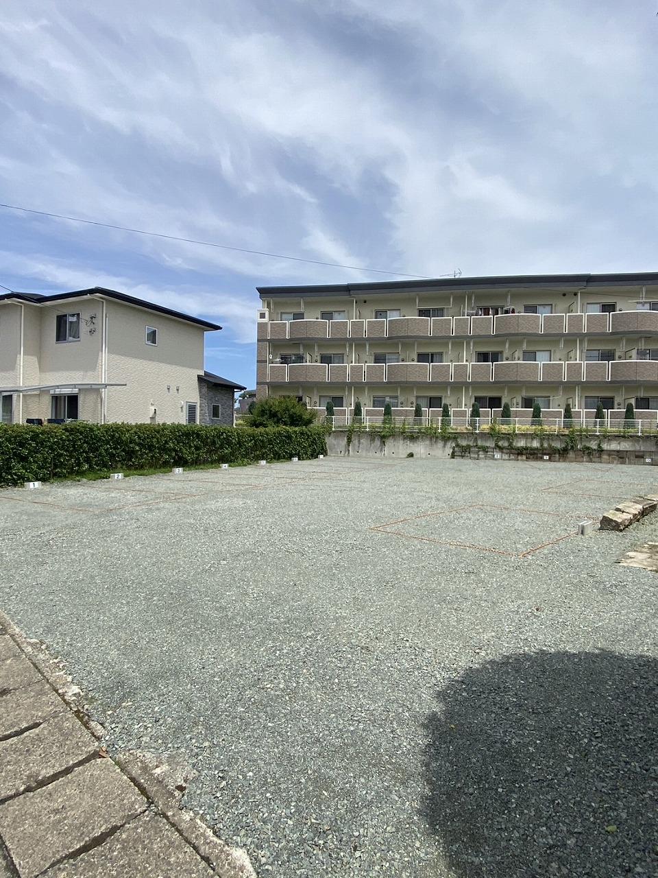 保田窪本町パーキングの外観・駐車場イメージ1枚目