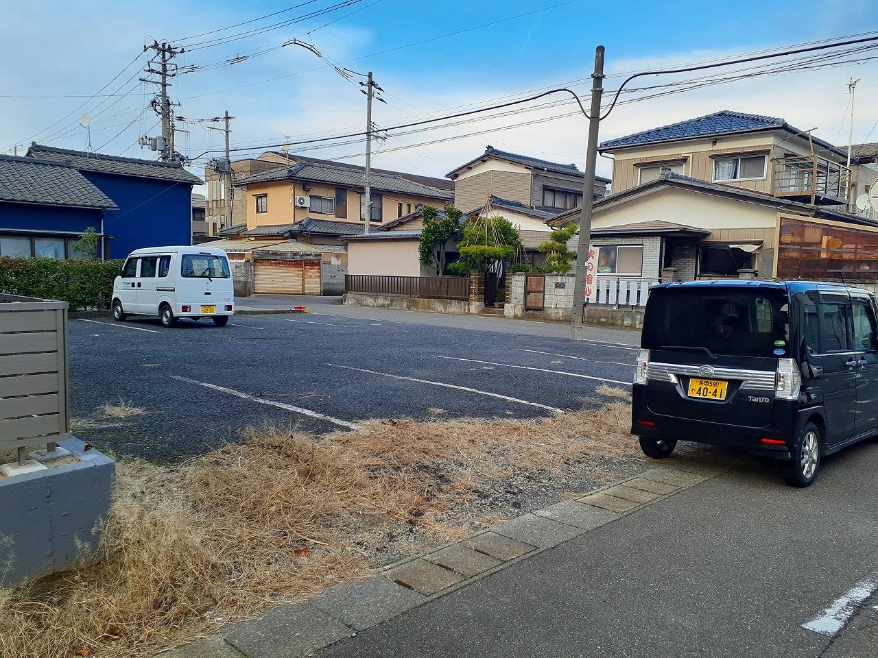 本馬越（岡村）駐車場の外観・駐車場イメージ3枚目