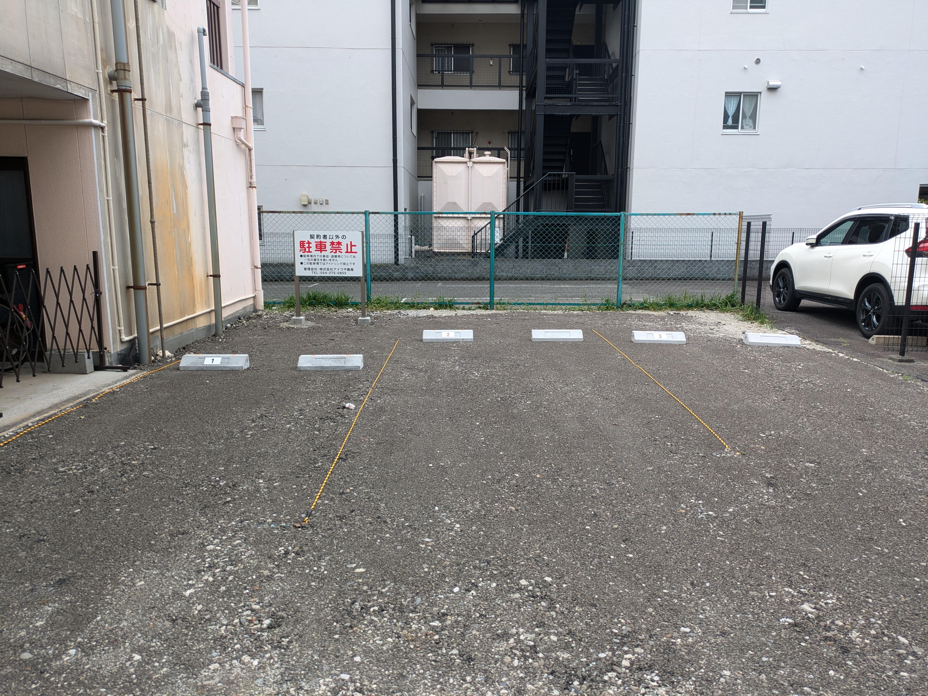 吉野町駐車場の外観・駐車場イメージ1枚目