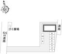 ラーク(12889)の駐車場