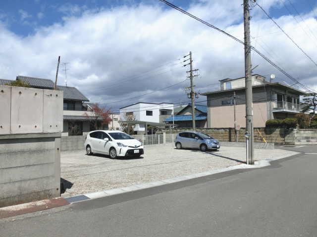 ワイズ・今伊勢町 第5駐車場の外観・駐車場イメージ1枚目