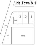Ｉris Ｔown Ｓ．Ｈの駐車場