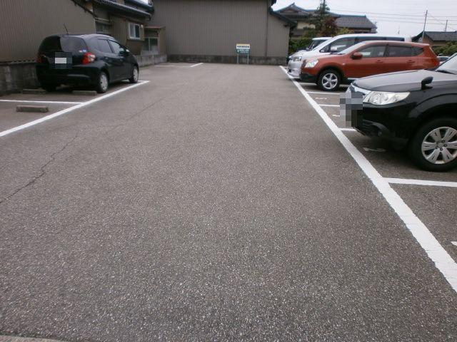 平和町坂野駐車場の外観・駐車場イメージ1枚目