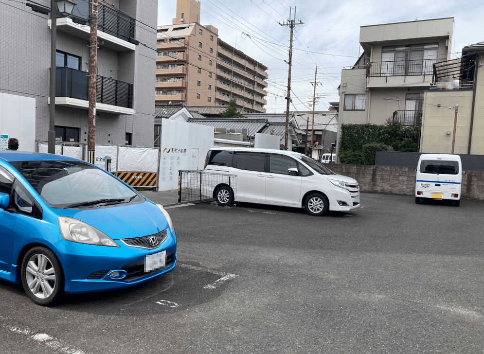 第二田中ガレージの外観・駐車場イメージ2枚目