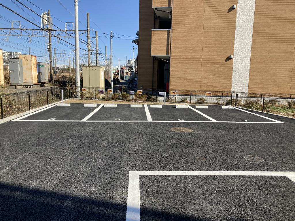 サンライン湘南駐車場の外観・駐車場イメージ1枚目