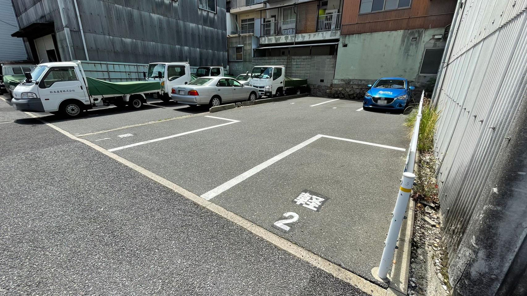 妻澤ガレージ（寺町）の外観・駐車場イメージ3枚目