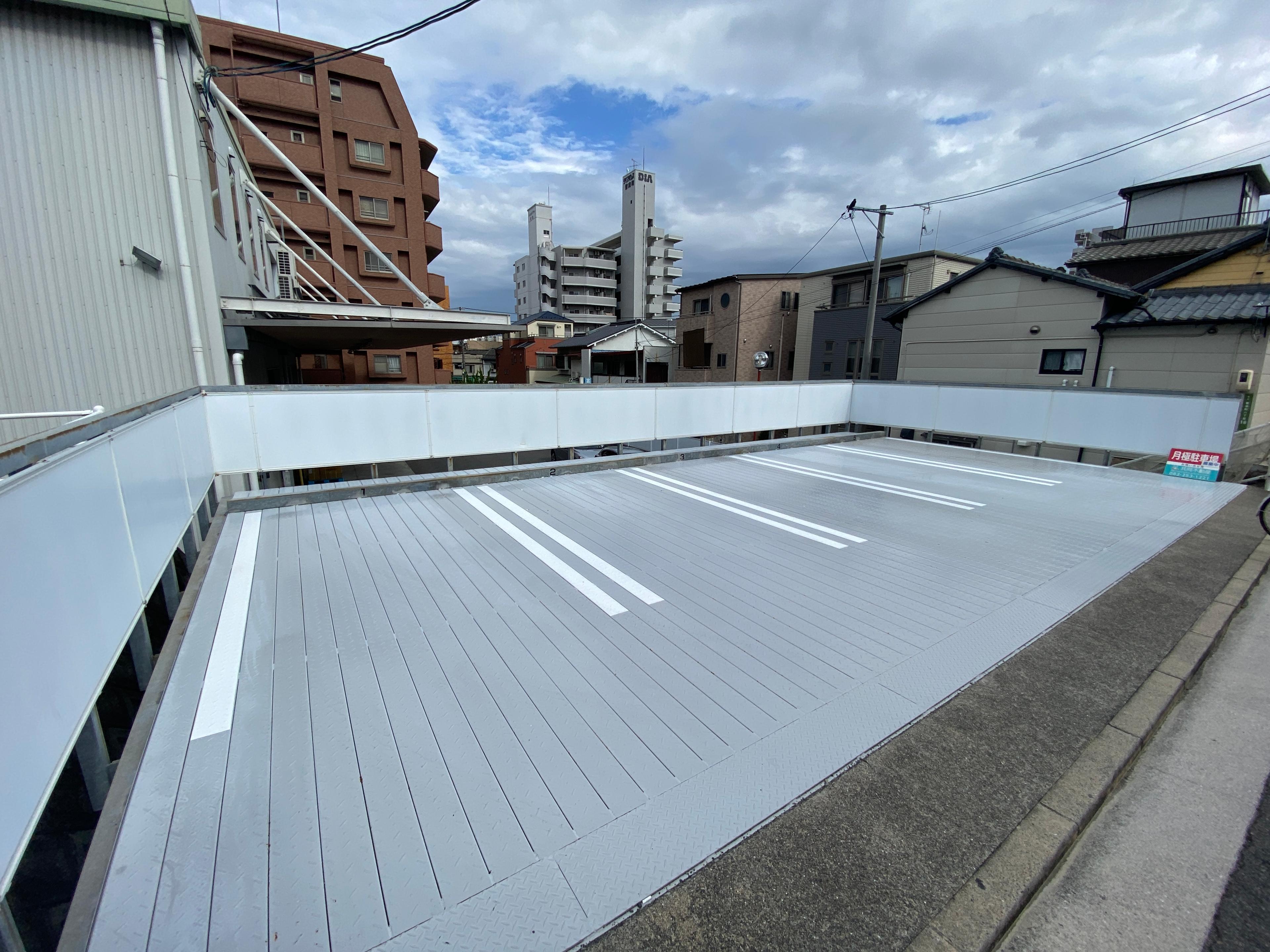 宮本産業ガレージの外観・駐車場イメージ1枚目