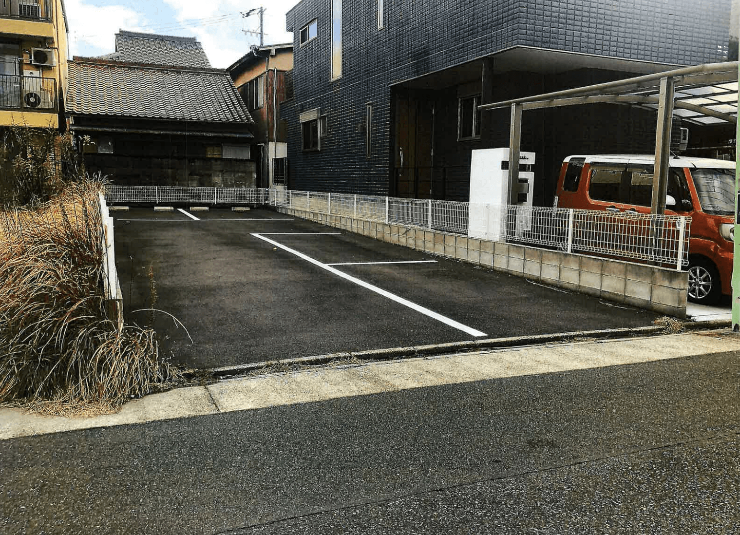 小鴨町駐車場の外観・駐車場イメージ2枚目