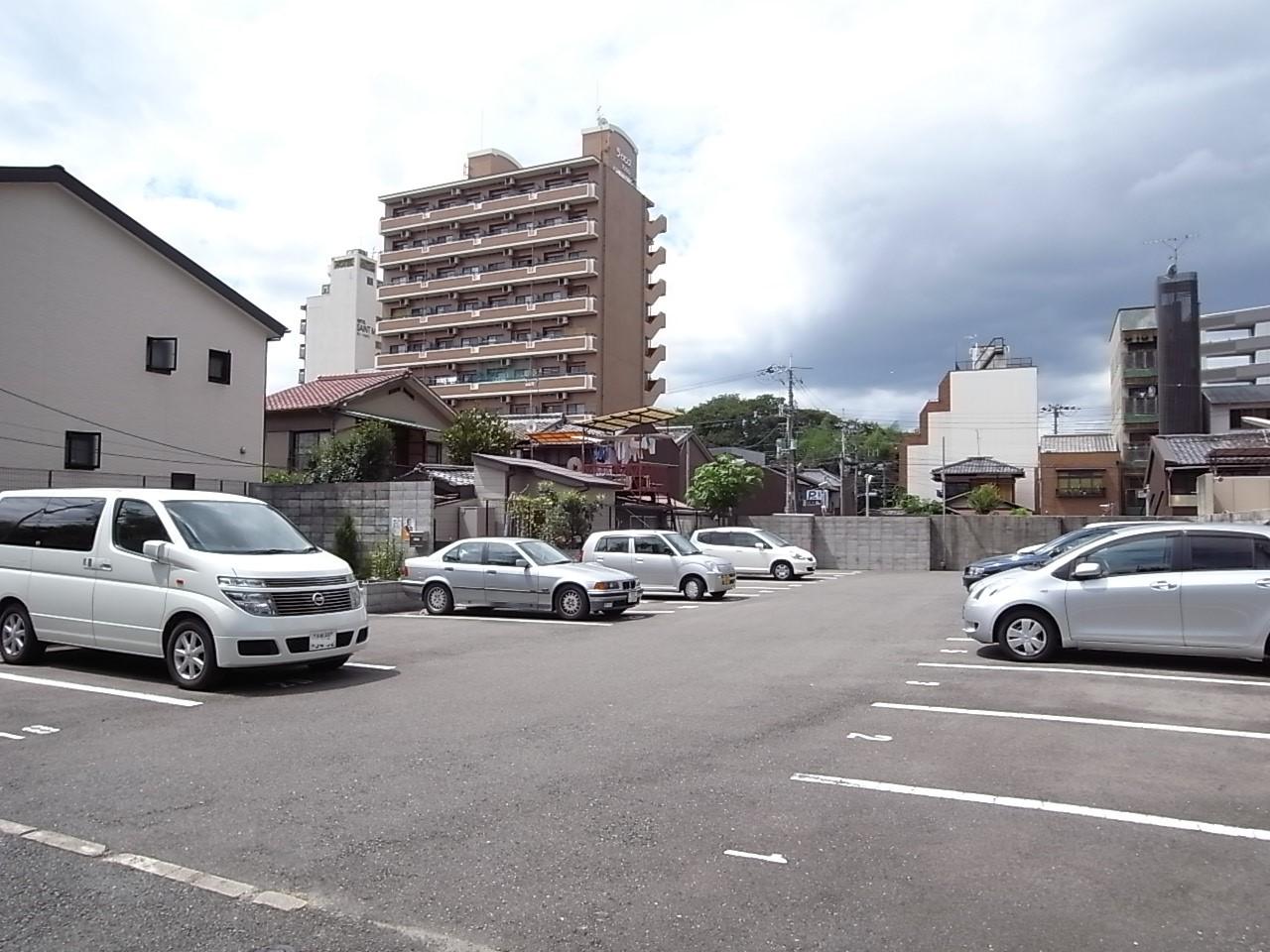 木屋町ガレージの外観・駐車場イメージ1枚目