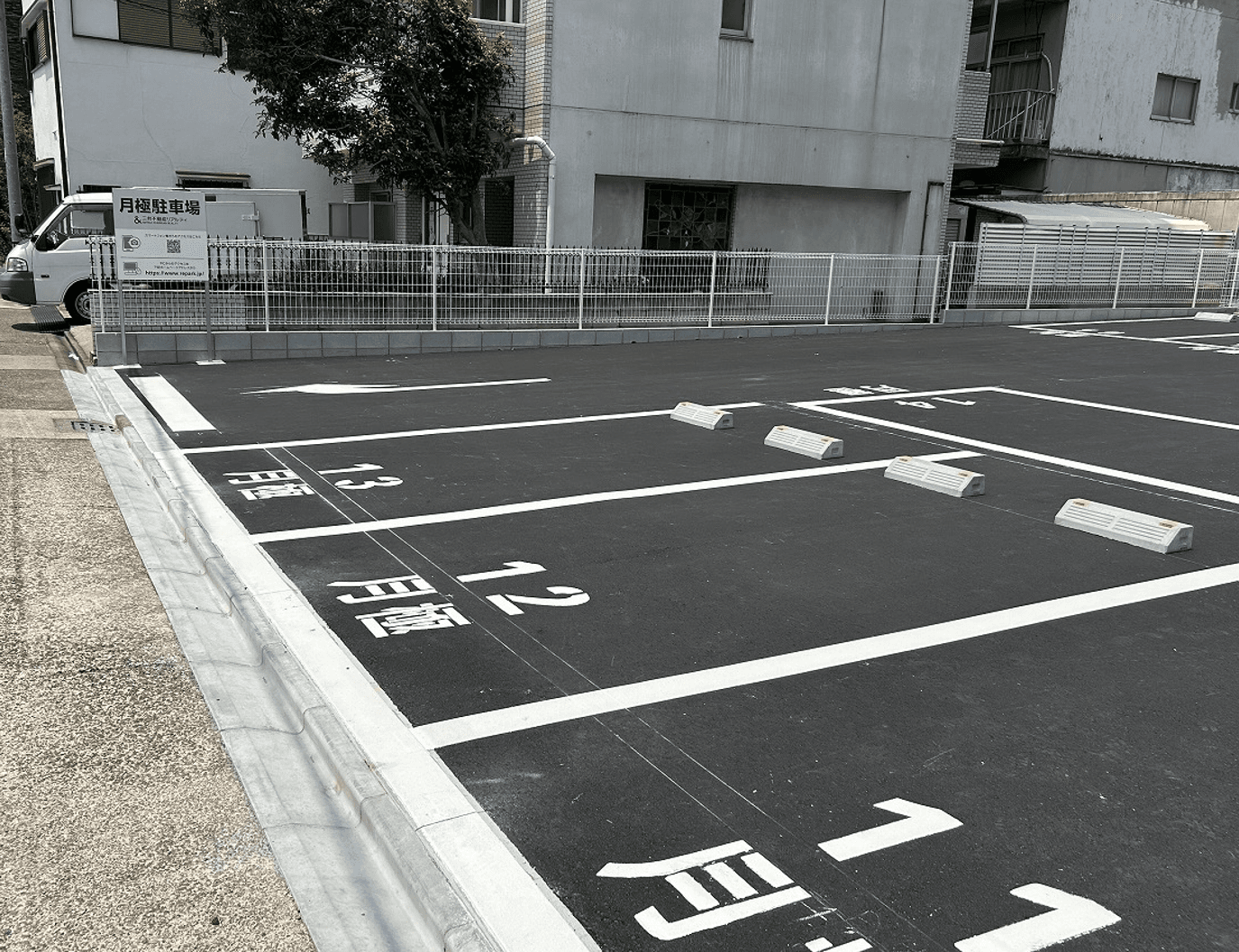 名古屋代官町第８の外観・駐車場イメージ2枚目